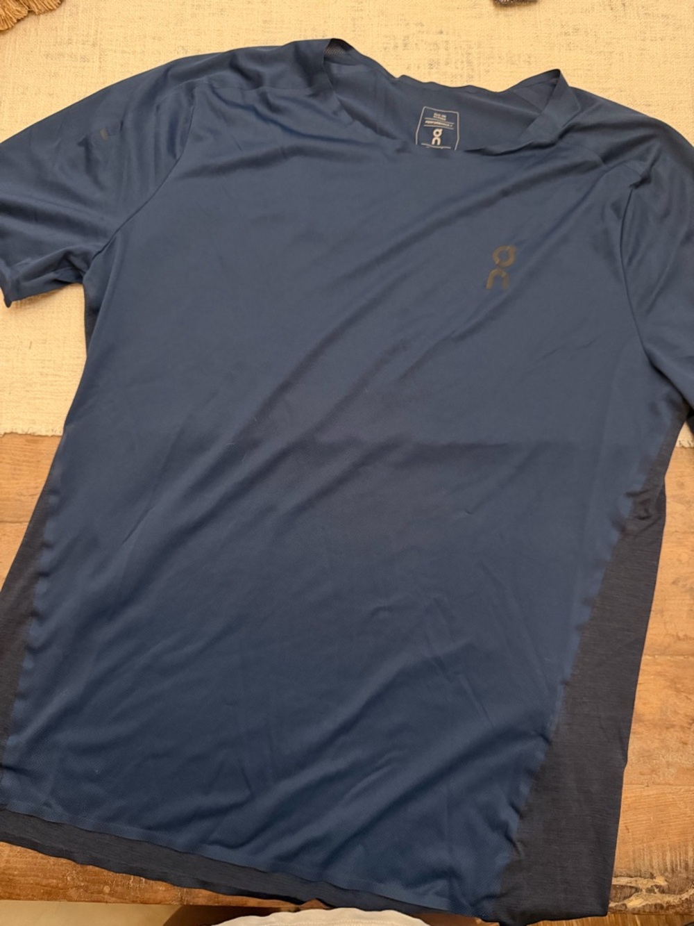 On Men's Performance Short Sleeve Tee - Navy - Picture 2 of 3